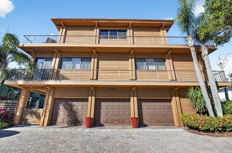 122 Andrews Avenue Delray Beach FL 33483