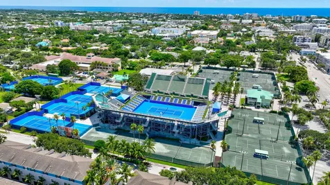 122 Andrews Avenue Delray Beach FL 33483