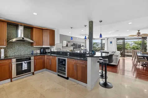 122 Andrews Avenue Delray Beach FL 33483