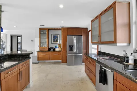 122 Andrews Avenue Delray Beach FL 33483