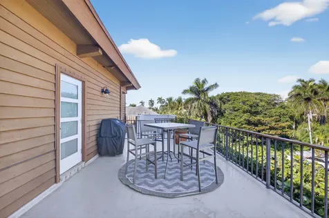 122 Andrews Avenue Delray Beach FL 33483