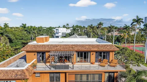 122 Andrews Avenue Delray Beach FL 33483