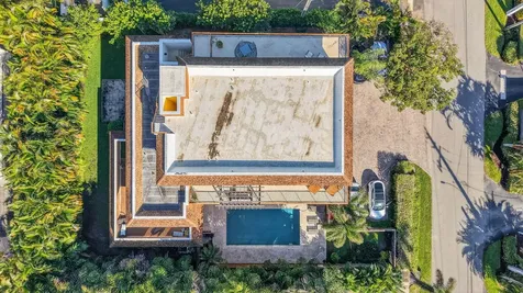 122 Andrews Avenue Delray Beach FL 33483