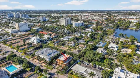122 Andrews Avenue Delray Beach FL 33483