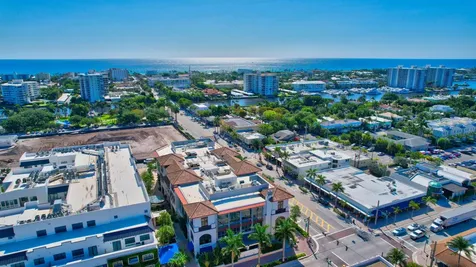 122 Andrews Avenue Delray Beach FL 33483