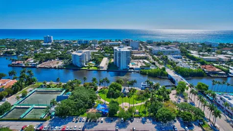 122 Andrews Avenue Delray Beach FL 33483