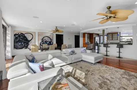 122 Andrews Avenue Delray Beach FL 33483