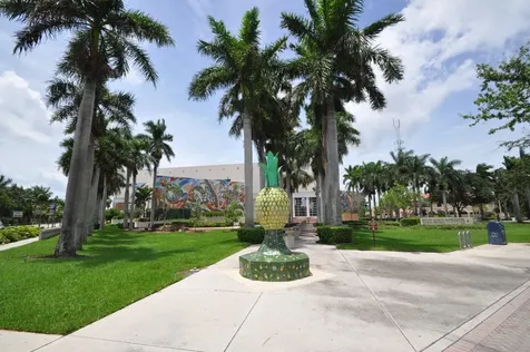 122 Andrews Avenue Delray Beach FL 33483