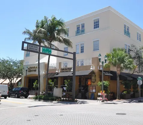 122 Andrews Avenue Delray Beach FL 33483