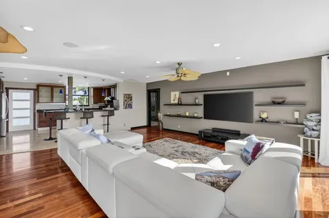 122 Andrews Avenue Delray Beach FL 33483