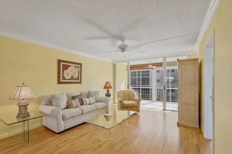 2014 S Federal Highway Boynton Beach FL 33435
