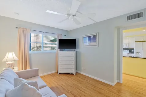 2014 S Federal Highway Boynton Beach FL 33435