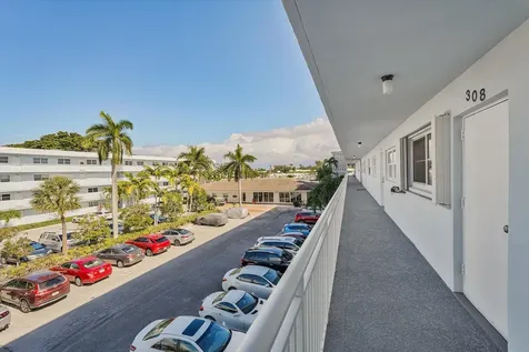 2014 S Federal Highway Boynton Beach FL 33435
