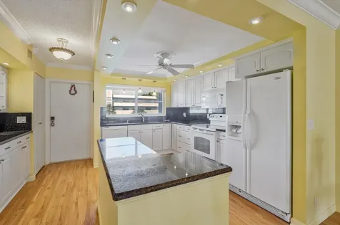 2014 S Federal Highway Boynton Beach FL 33435