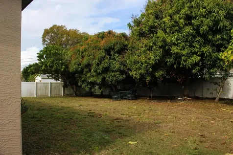331 Se Husted Terrace Port Saint Lucie FL 34983