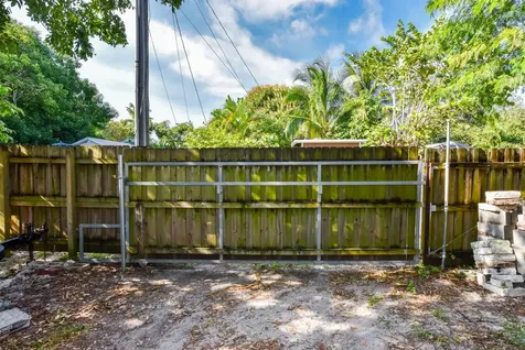 317 N D Street Lake Worth Beach FL 33460