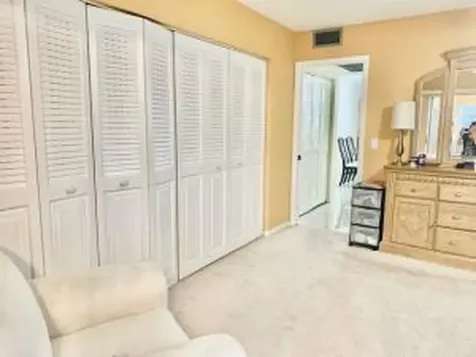1050 Cornwall C Boca Raton FL 33434