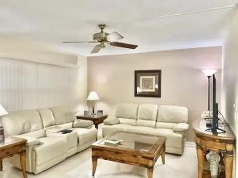 1050 Cornwall C Boca Raton FL 33434