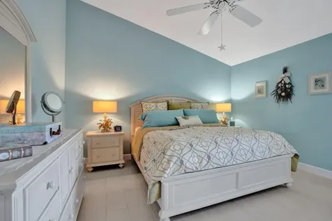 4 Lexington Lane Palm Beach Gardens FL 33418