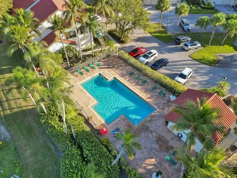4 Lexington Lane Palm Beach Gardens FL 33418