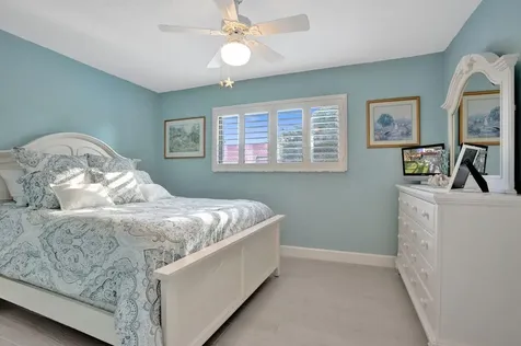 4 Lexington Lane Palm Beach Gardens FL 33418