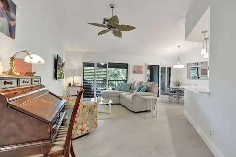 4 Lexington Lane Palm Beach Gardens FL 33418