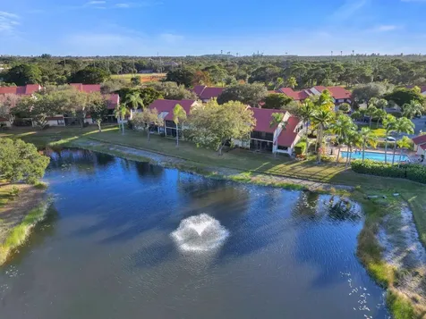 4 Lexington Lane Palm Beach Gardens FL 33418