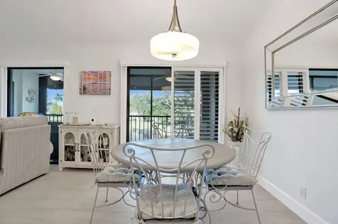 4 Lexington Lane Palm Beach Gardens FL 33418
