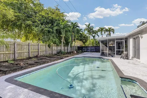 4846 Nw 14th Street Coconut Creek FL 33063