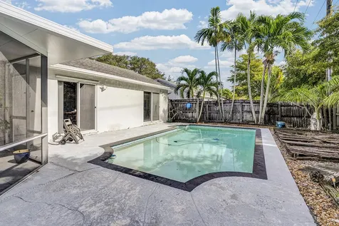 4846 Nw 14th Street Coconut Creek FL 33063