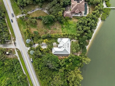 8601 S Ocean Drive Jensen Beach FL 34957