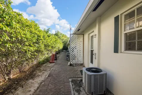 5230 NE 14th Way Fort Lauderdale FL 33324