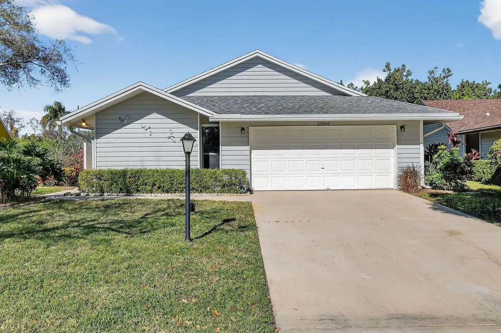 13196 Se Point O Woods Court Hobe Sound FL 33455