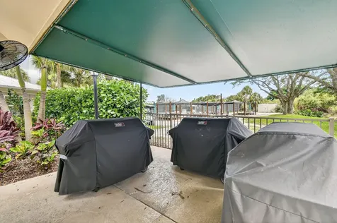 13196 Se Point O Woods Court Hobe Sound FL 33455