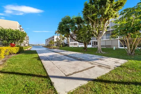 896 N Federal Highway Lantana FL 33462