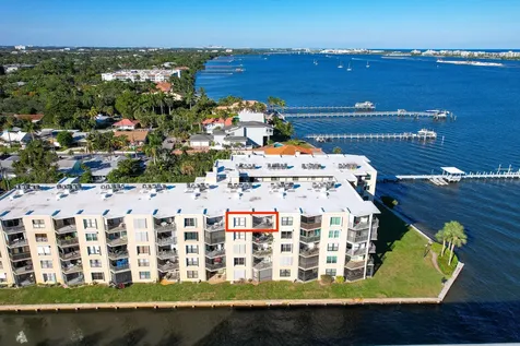 896 N Federal Highway Lantana FL 33462