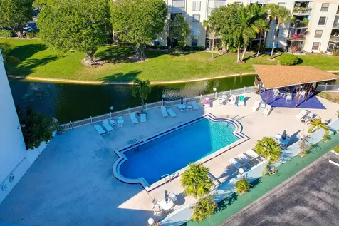 896 N Federal Highway Lantana FL 33462