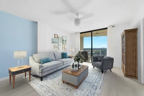 896 N Federal Highway Lantana FL 33462