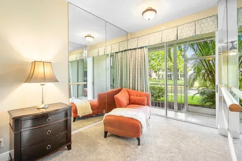 5070 Lake Catalina Drive Boca Raton FL 33496
