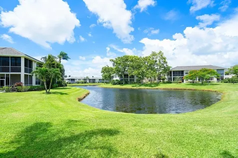 5070 Lake Catalina Drive Boca Raton FL 33496