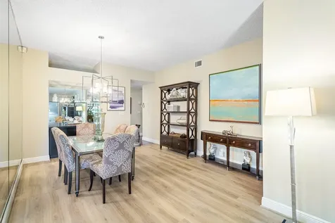5070 Lake Catalina Drive Boca Raton FL 33496