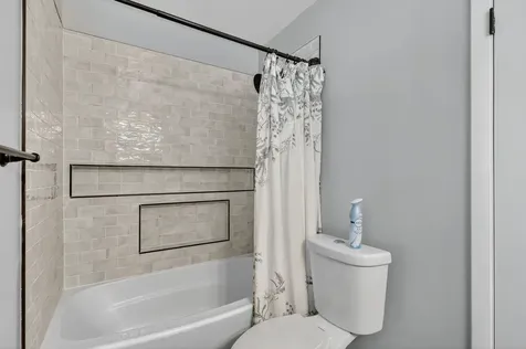 5785 Se Collins Avenue Stuart FL 34997