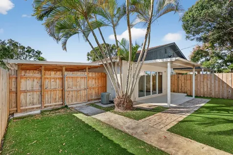 5785 Se Collins Avenue Stuart FL 34997
