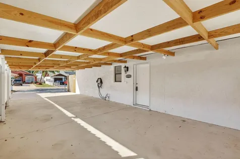 5785 Se Collins Avenue Stuart FL 34997