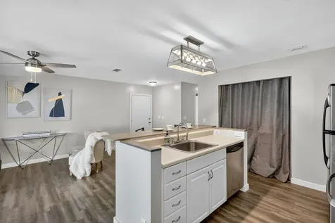 5785 Se Collins Avenue Stuart FL 34997