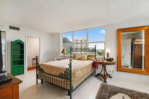 1340 S Ocean Boulevard Pompano Beach FL 33062