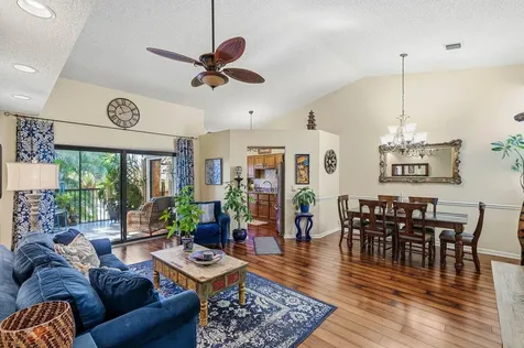 2202 Aspen Way Boynton Beach FL 33436