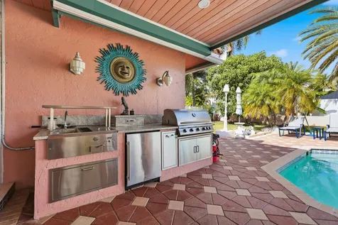 1685 Sw 17th Street Boca Raton FL 33486