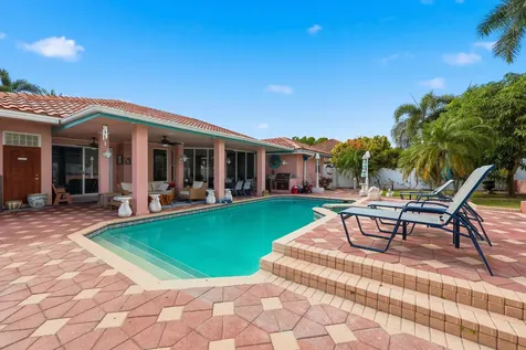 1685 Sw 17th Street Boca Raton FL 33486