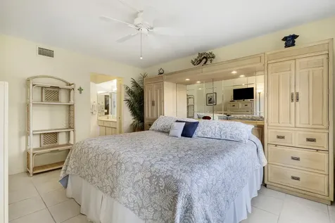 5510 Tamberlane Circle Palm Beach Gardens FL 33418